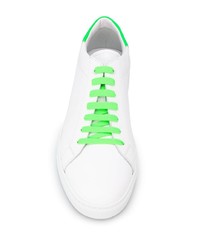 Sneakers basse in pelle bianche e verdi di Emporio Armani