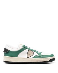 Sneakers basse in pelle bianche e verdi di Philippe Model Paris