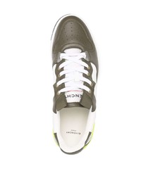 Sneakers basse in pelle bianche e verdi di Givenchy