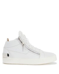 Sneakers basse in pelle bianche di Giuseppe Zanotti