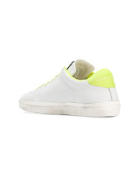 Sneakers basse in pelle bianche di Leather Crown