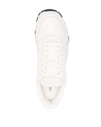Sneakers basse in pelle bianche di Emporio Armani