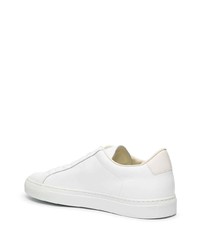 Sneakers basse in pelle bianche di Common Projects