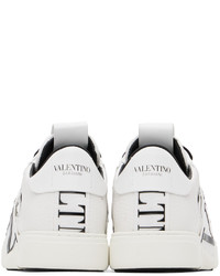 Sneakers basse in pelle bianche di Valentino Garavani