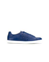 Sneakers basse in pelle blu scuro di Emporio Armani