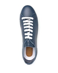 Sneakers basse in pelle blu scuro di Doucal's