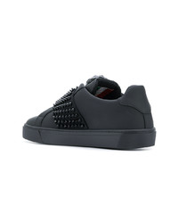 Sneakers basse in pelle con borchie nere di Philipp Plein