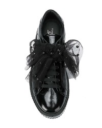 Sneakers basse in pelle decorate nere di Tosca Blu