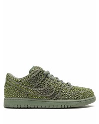 Sneakers basse in pelle decorate verde oliva di Nike
