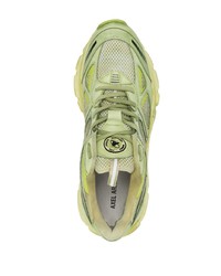 Sneakers basse in pelle effetto tie-dye verde oliva di Axel Arigato