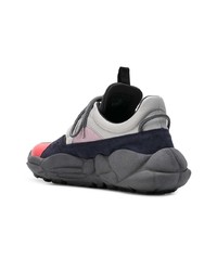 Sneakers basse in pelle grigie di Versus