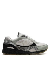 Sneakers basse in pelle grigie di Saucony