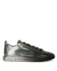 Sneakers basse in pelle grigio scuro di Giuseppe Zanotti