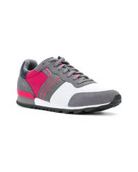 Sneakers basse in pelle grigio scuro di BOSS HUGO BOSS