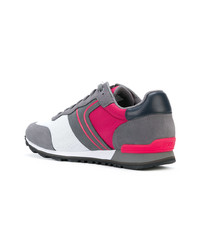 Sneakers basse in pelle grigio scuro di BOSS HUGO BOSS