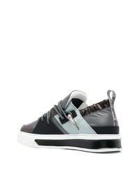 Sneakers basse in pelle grigio scuro di Roberto Cavalli