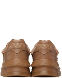 Sneakers basse in pelle marroni di Versace