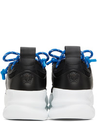 Sneakers basse in pelle nere e bianche di Versace