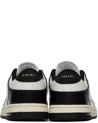 Sneakers basse in pelle nere e bianche di Amiri