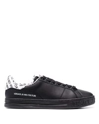 Sneakers basse in pelle nere e bianche di VERSACE JEANS COUTURE