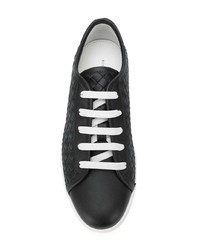 Sneakers basse in pelle nere e bianche di Bottega Veneta
