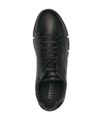 Sneakers basse in pelle nere di Geox