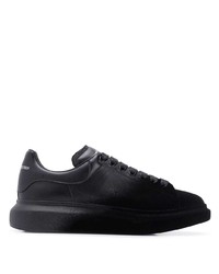 Sneakers basse in pelle nere di Alexander McQueen