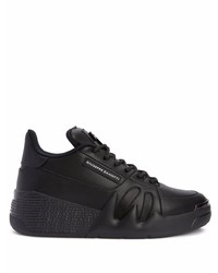 Sneakers basse in pelle nere di Giuseppe Zanotti