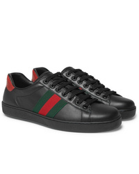 Sneakers basse in pelle nere di Gucci