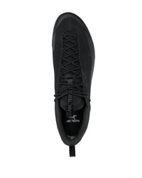Sneakers basse in pelle nere di Arc'teryx