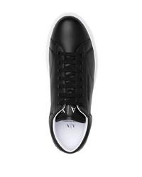Sneakers basse in pelle nere di Armani Exchange