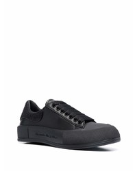 Sneakers basse in pelle nere di Alexander McQueen