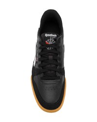 Sneakers basse in pelle nere di Reebok