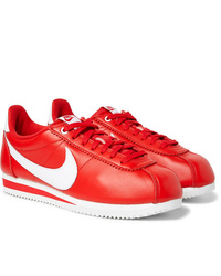 Sneakers basse in pelle rosse di Nike