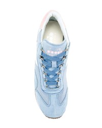 Sneakers basse in pelle scamosciata azzurre di Diadora