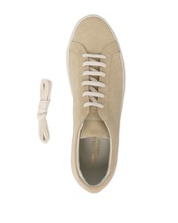 Sneakers basse in pelle scamosciata beige di Common Projects