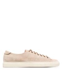 Sneakers basse in pelle scamosciata beige di Buttero