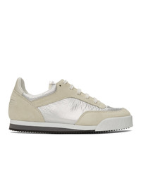 Sneakers basse in pelle scamosciata beige di Comme Des Garcons SHIRT