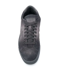 Sneakers basse in pelle scamosciata grigio scuro di Santoni