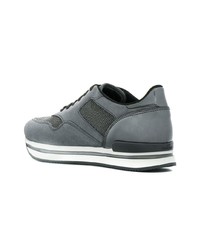 Sneakers basse in pelle scamosciata grigio scuro di Hogan