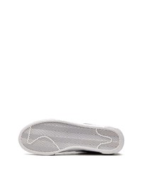 Sneakers basse in pelle scamosciata grigio scuro di Nike