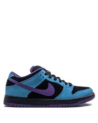 Sneakers basse in pelle scamosciata nere e blu di Nike
