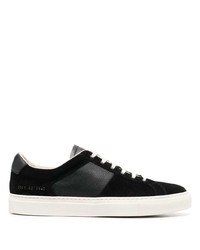 Sneakers basse in pelle scamosciata nere di Common Projects