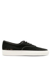 Sneakers basse in pelle scamosciata nere di Common Projects