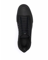 Sneakers basse in pelle scamosciata nere di Alexander McQueen
