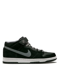 Sneakers basse in pelle scamosciata nere di Nike