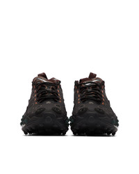 Sneakers basse in pelle scamosciata ricamate nere di Nike