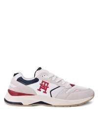 Sneakers basse in pelle scamosciata rosa di Tommy Hilfiger