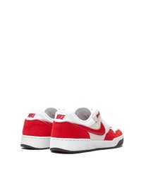 Sneakers basse in pelle scamosciata rosse e bianche di Nike