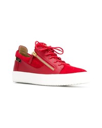 Sneakers basse in pelle scamosciata rosse di Giuseppe Zanotti Design